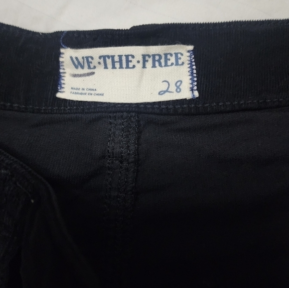NWOT We the Free - Free People Soft Corduroy Folded Hem Short in Black size 28 - Picture 3 of 3